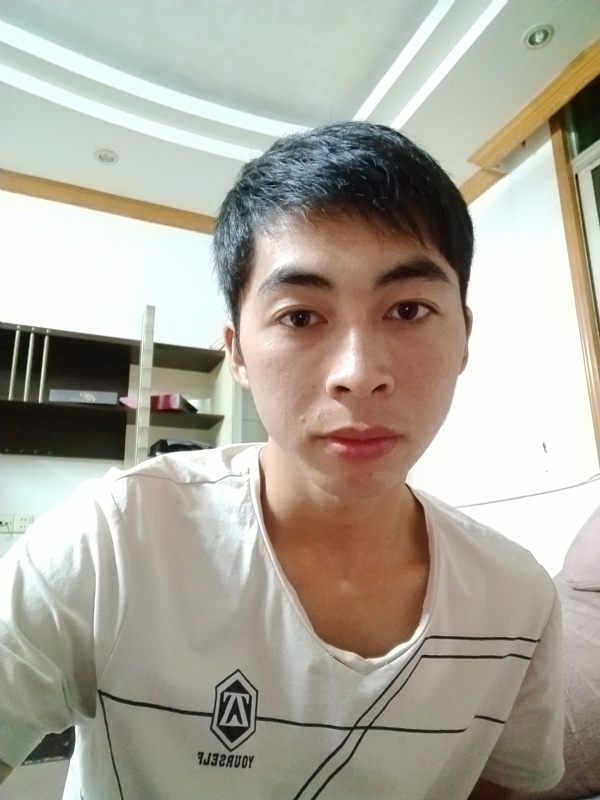 似微笑的第一张照片--漳州相亲服务中心