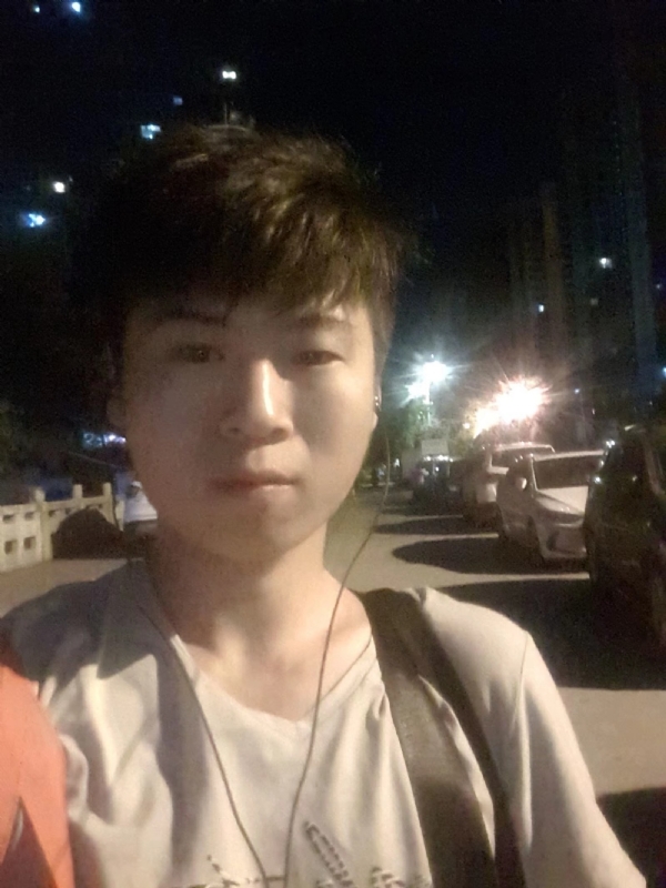 流星的瞬间的第一张照片--漳州相亲服务中心