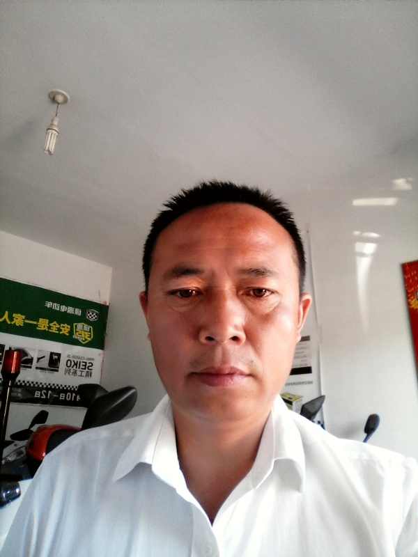 左手的第一张照片--漳州相亲服务中心