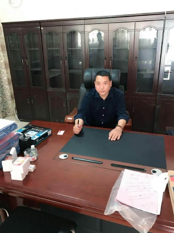 艺术家的第一张照片--漳州相亲服务中心