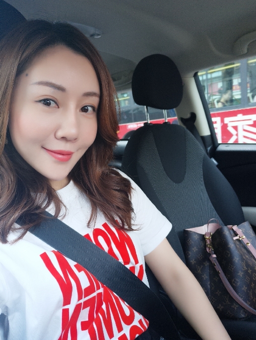 娜娜的第二张照片--漳州相亲服务中心