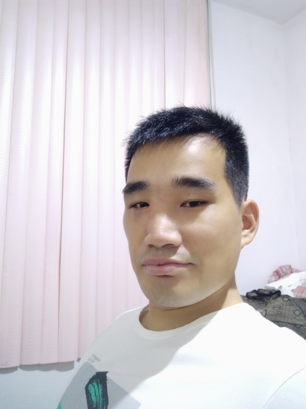 大男孩的第一张照片--漳州相亲服务中心