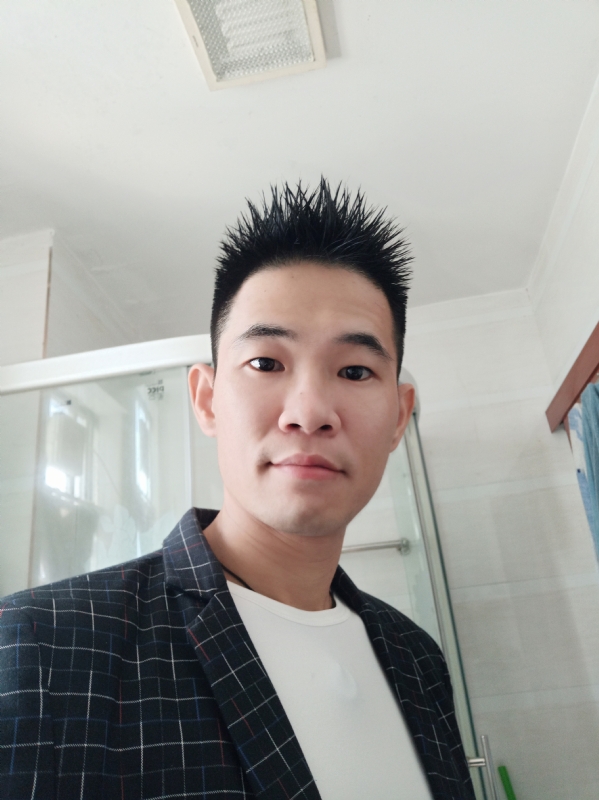 往事随风的第一张照片--漳州相亲服务中心