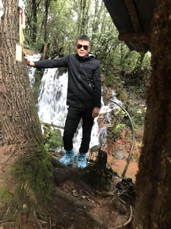 譕訫的第一张照片--漳州相亲服务中心