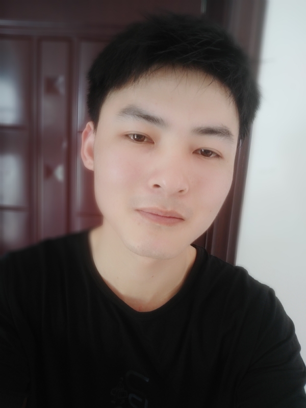 小情绪)っ的第一张照片--漳州相亲服务中心