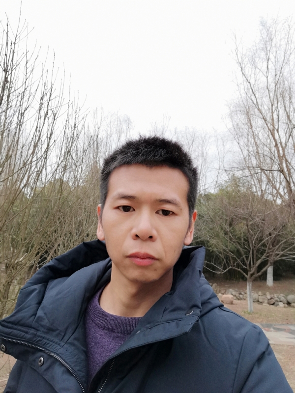 寞峰的第一张照片--漳州相亲服务中心