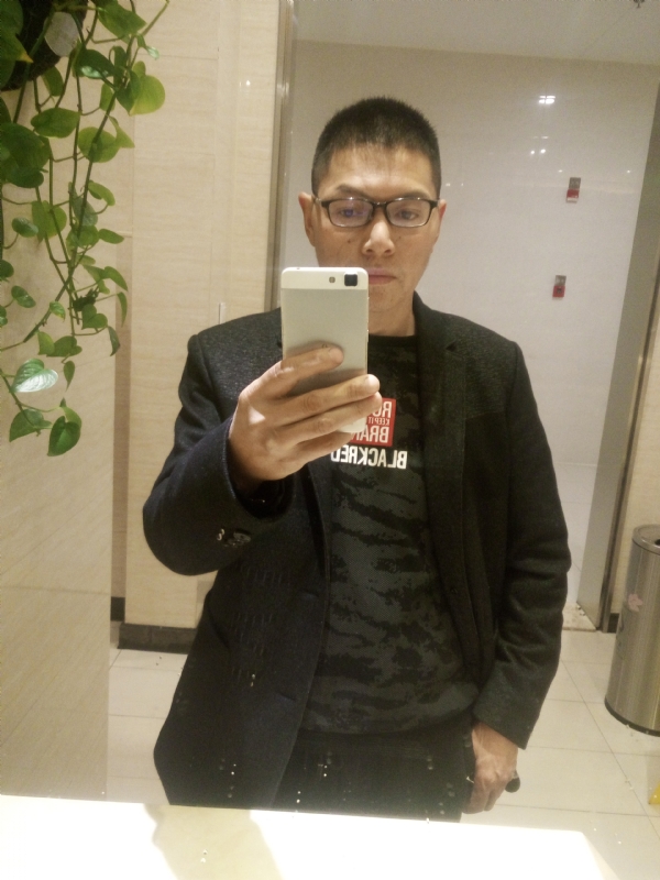 顺其自然的第一张照片--漳州相亲服务中心