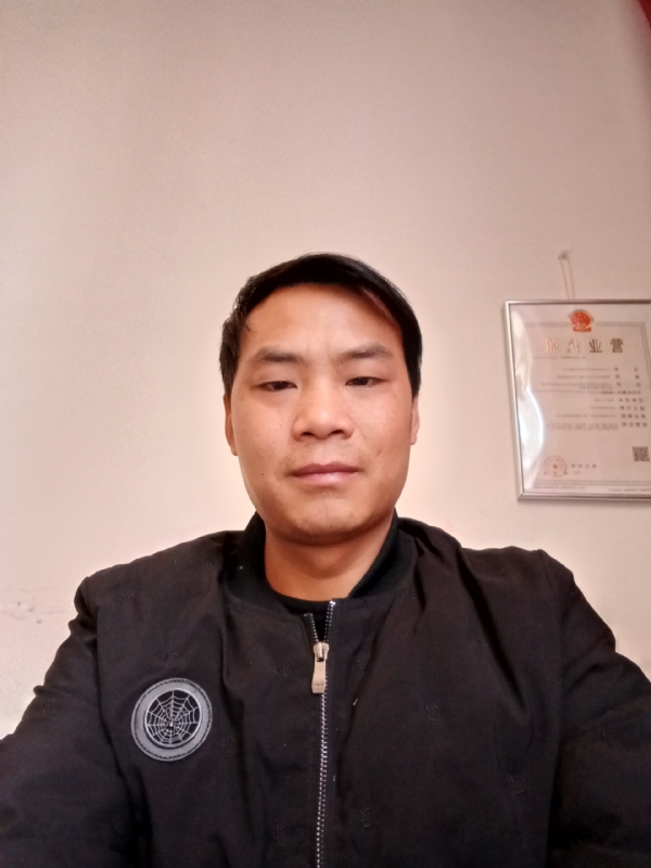 追寻爱情她在哪里的第一张照片--漳州相亲服务中心