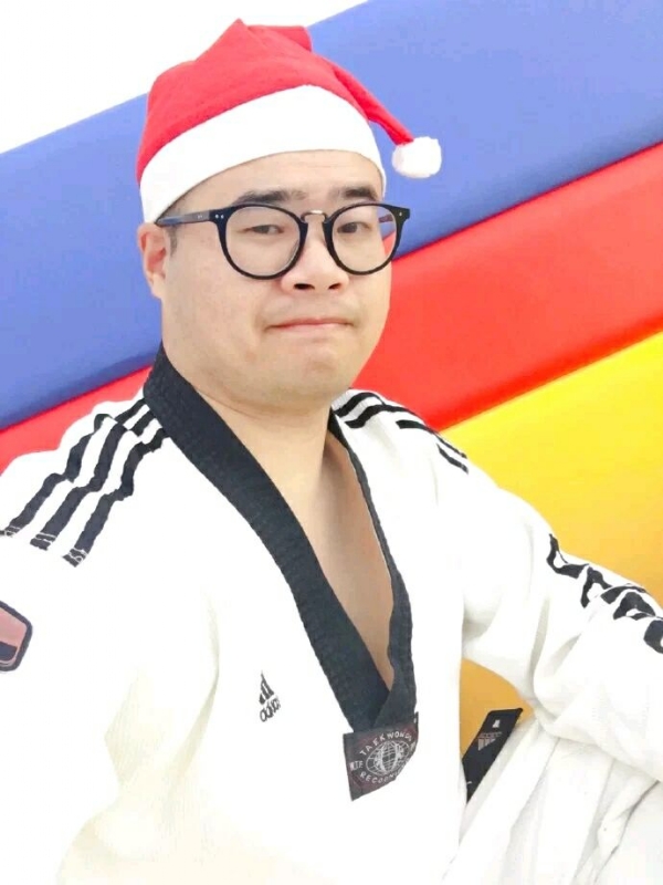 何当重相见的第一张照片--漳州相亲服务中心