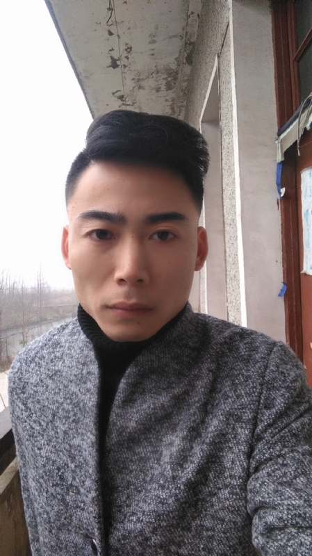 谁伴我闯荡的第一张照片--漳州相亲服务中心