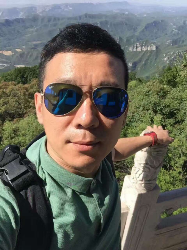 望穿秋水的第一张照片--漳州相亲服务中心