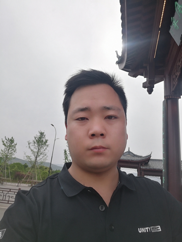 微笑的第一张照片--漳州相亲服务中心