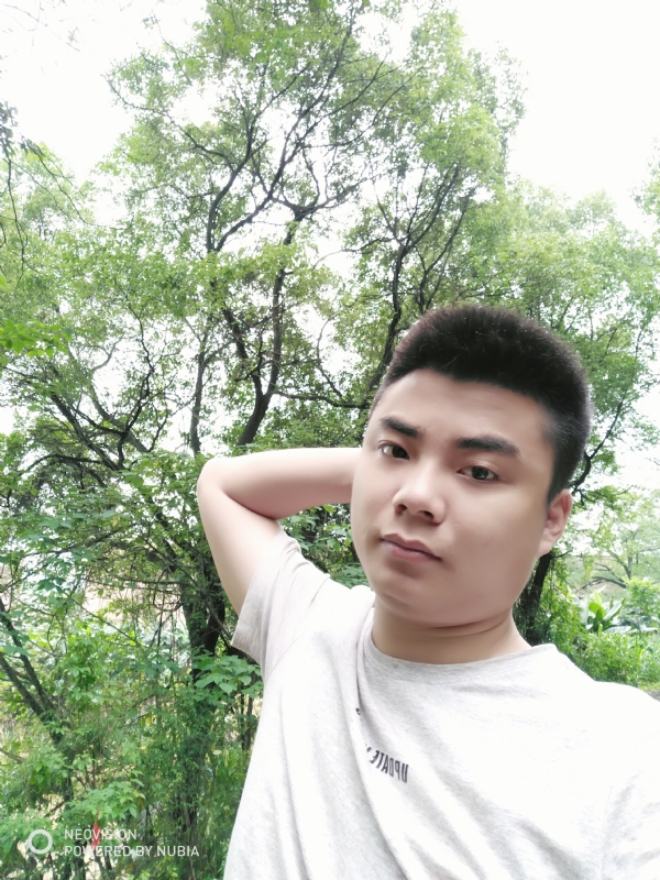 黄帅哥的第一张照片--漳州相亲服务中心