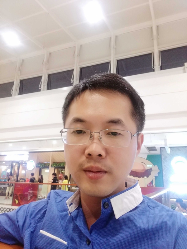 孤独小舟的第一张照片--漳州相亲服务中心