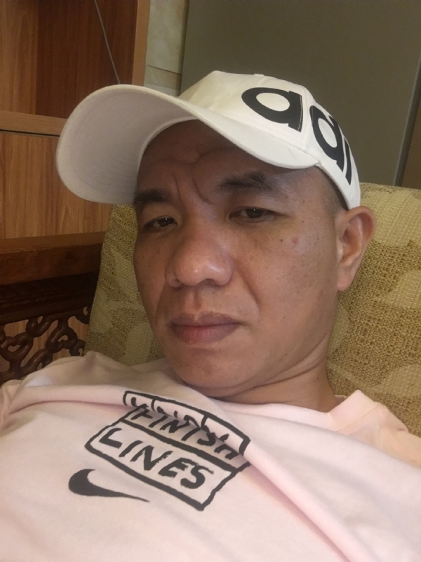 坚持到底的第一张照片--漳州相亲服务中心