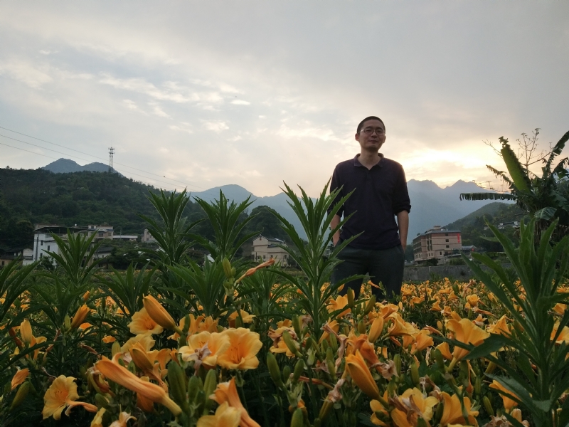 黄晓东的第一张照片--漳州相亲服务中心