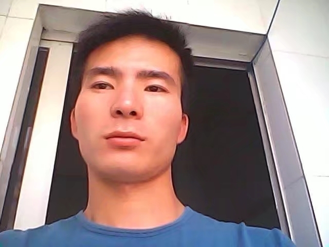 冰冻水果郎的第一张照片--漳州相亲服务中心