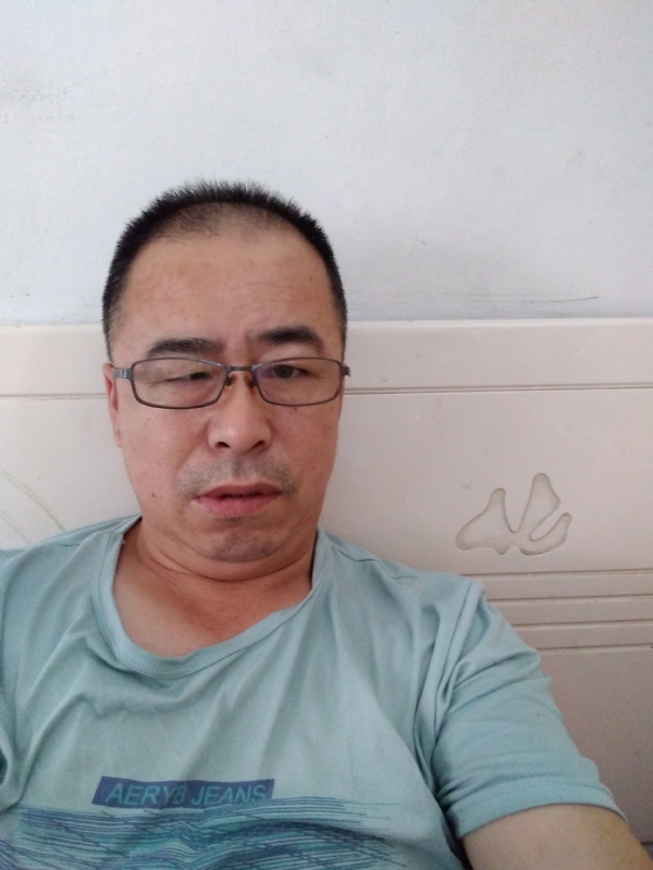大叔的第一张照片--漳州相亲服务中心