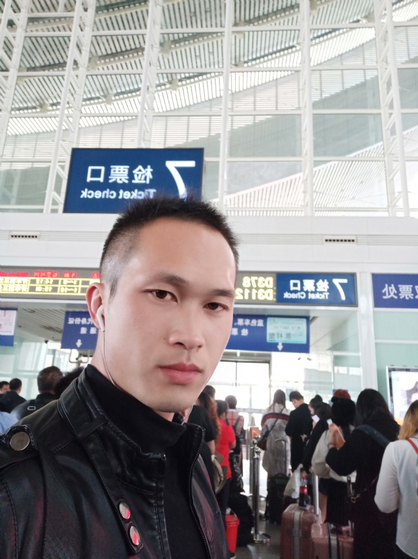 一叶知秋的第一张照片--漳州相亲服务中心