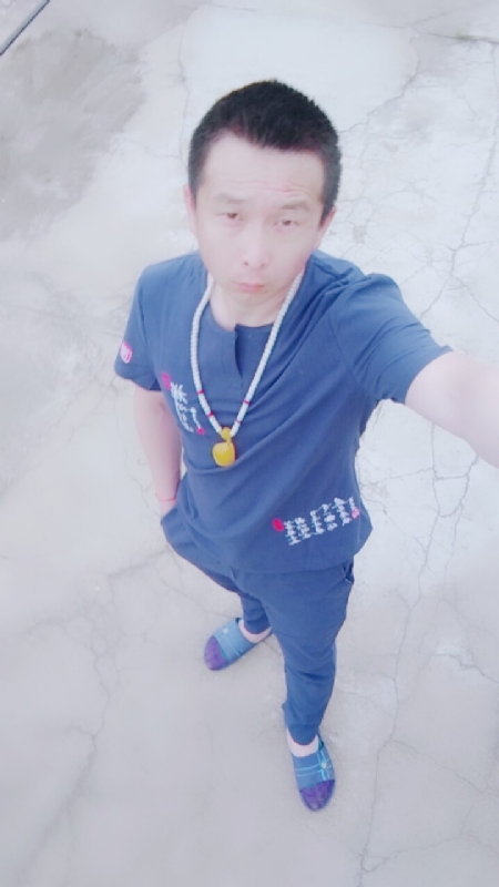 一叶之秋的第一张照片--漳州相亲服务中心