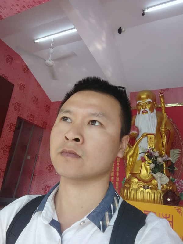 WAR的第一张照片--漳州相亲服务中心