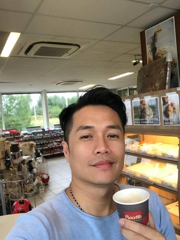 短歌的第一张照片--漳州相亲服务中心