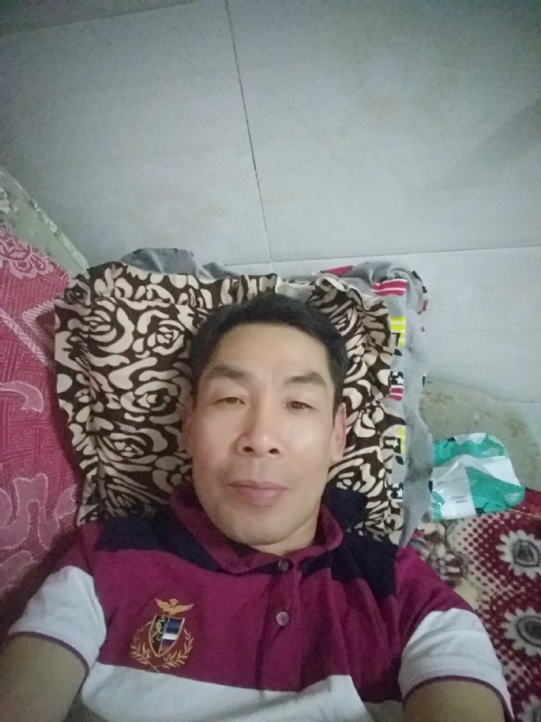 随缘的第一张照片--漳州相亲服务中心