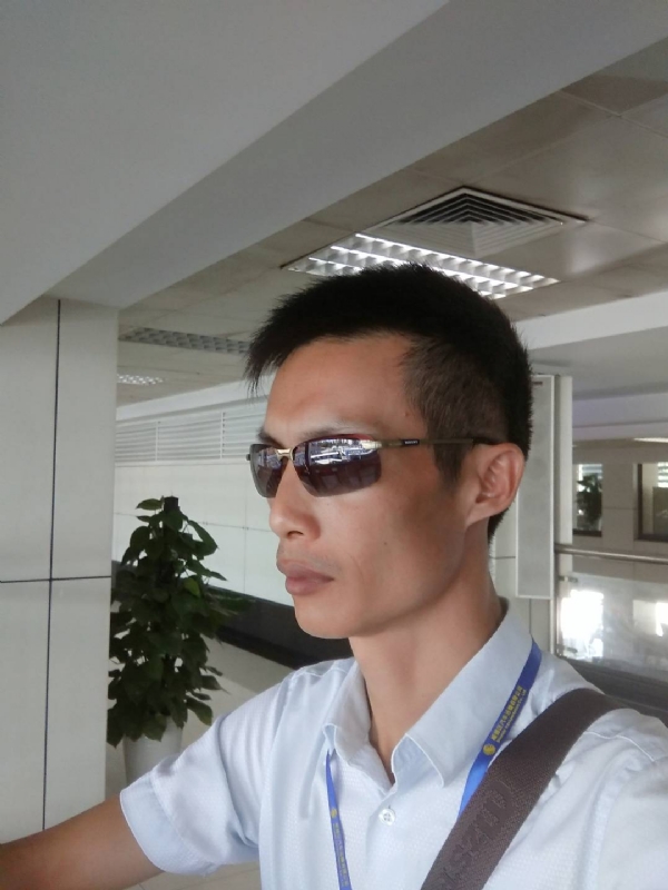 缘起缘灭的第一张照片--漳州相亲服务中心