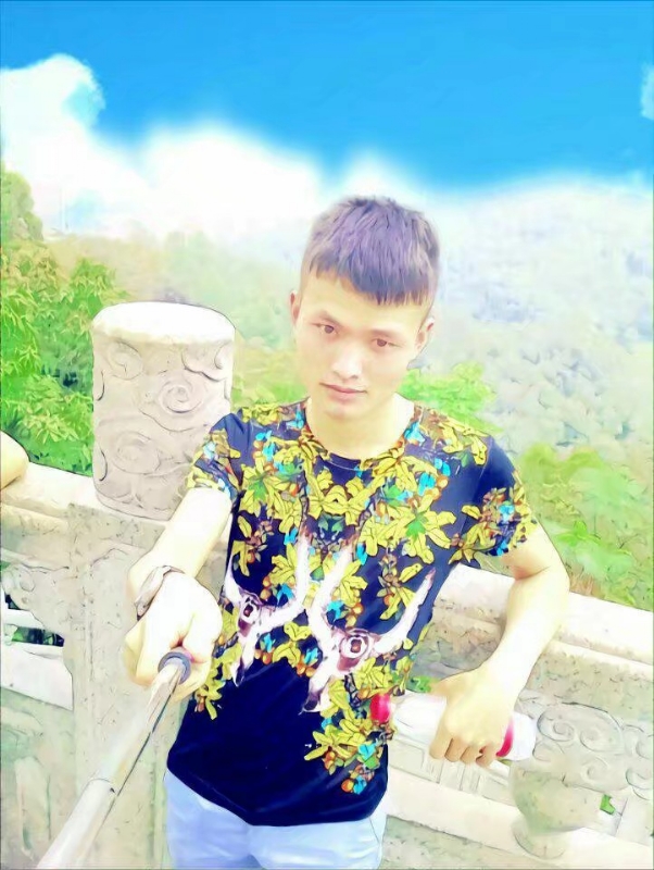 孤独王者元首的第一张照片--漳州相亲服务中心