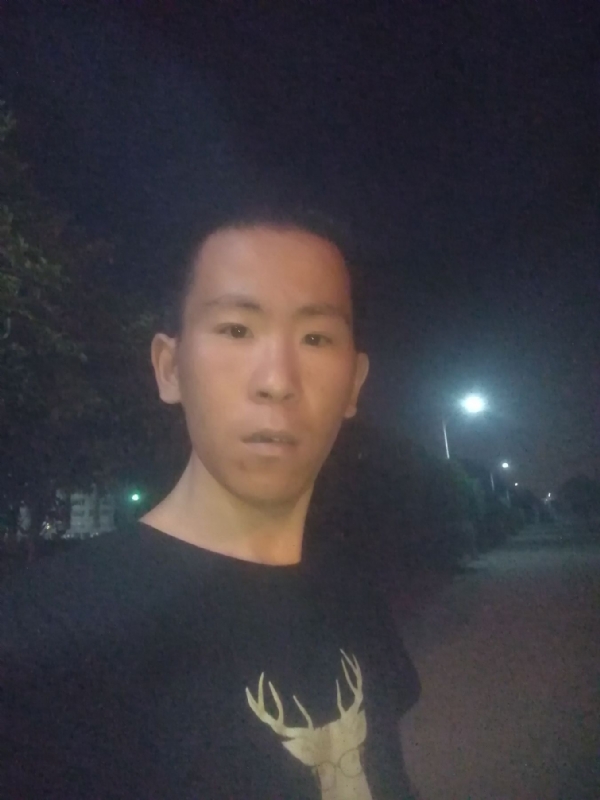 俞凯斌的第一张照片--漳州相亲服务中心