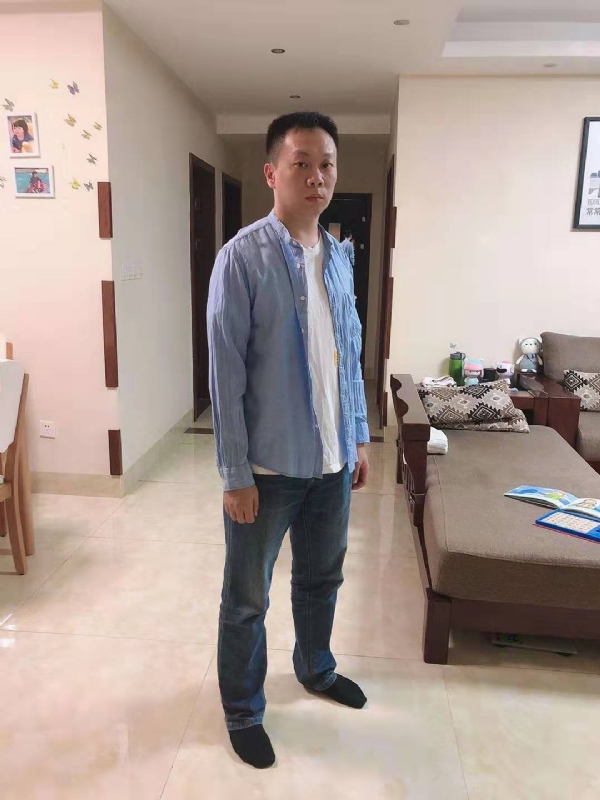 以勒的第一张照片--漳州相亲服务中心