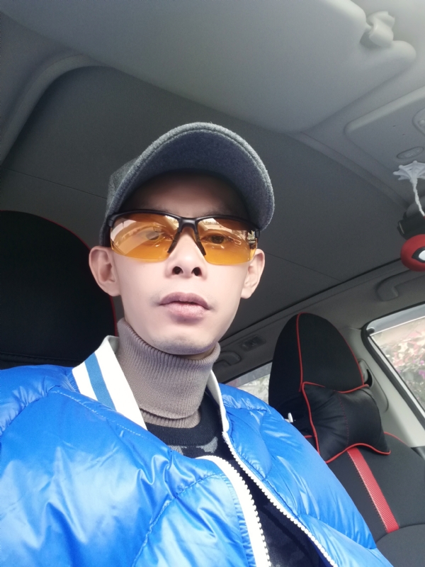 愿得一人心的第一张照片--漳州相亲服务中心