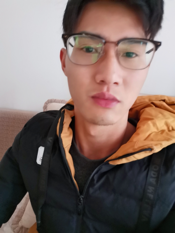 信念坚定始终如一的第一张照片--漳州相亲服务中心