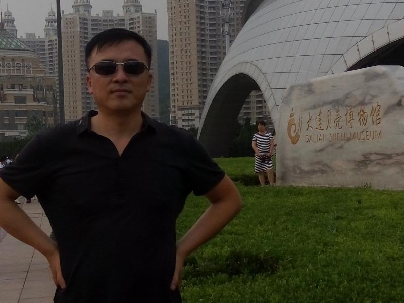豁达的第一张照片--漳州相亲服务中心