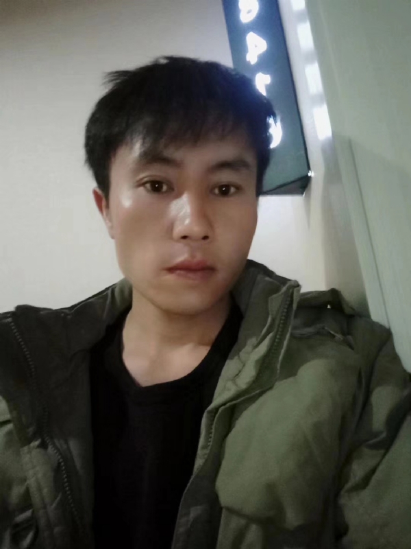 槑头槑脑的第一张照片--漳州相亲服务中心
