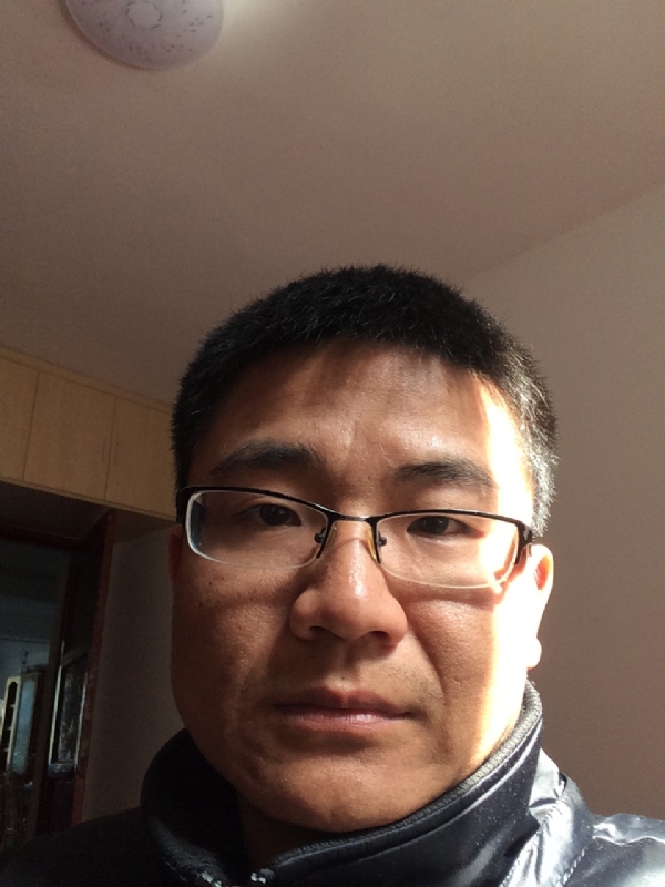 余浩浩的第一张照片--漳州相亲服务中心