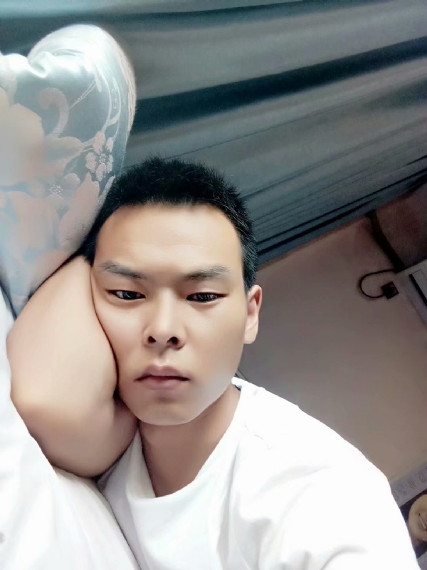 琪子心的第一张照片--漳州相亲服务中心