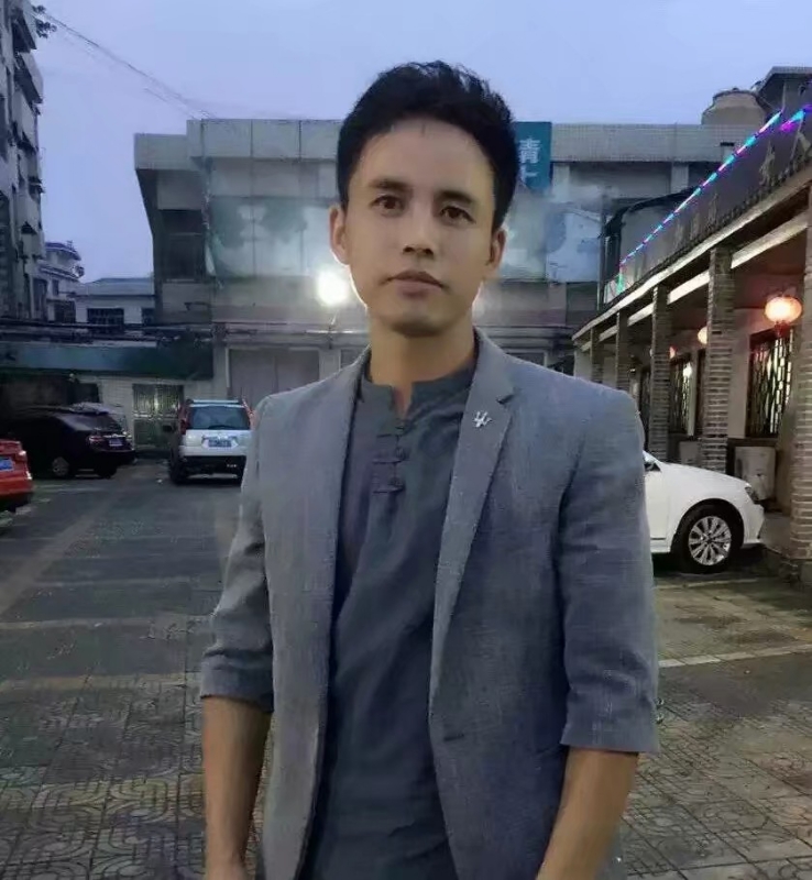 华谢的第一张照片--漳州相亲服务中心