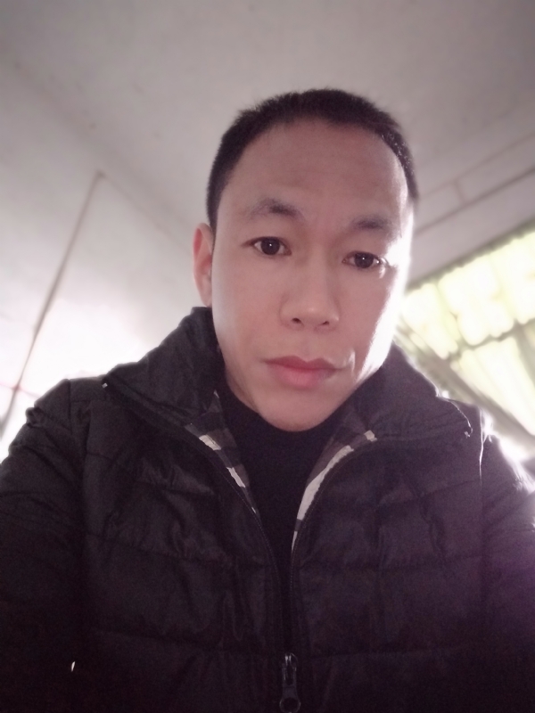 相信真爱的第一张照片--漳州相亲服务中心