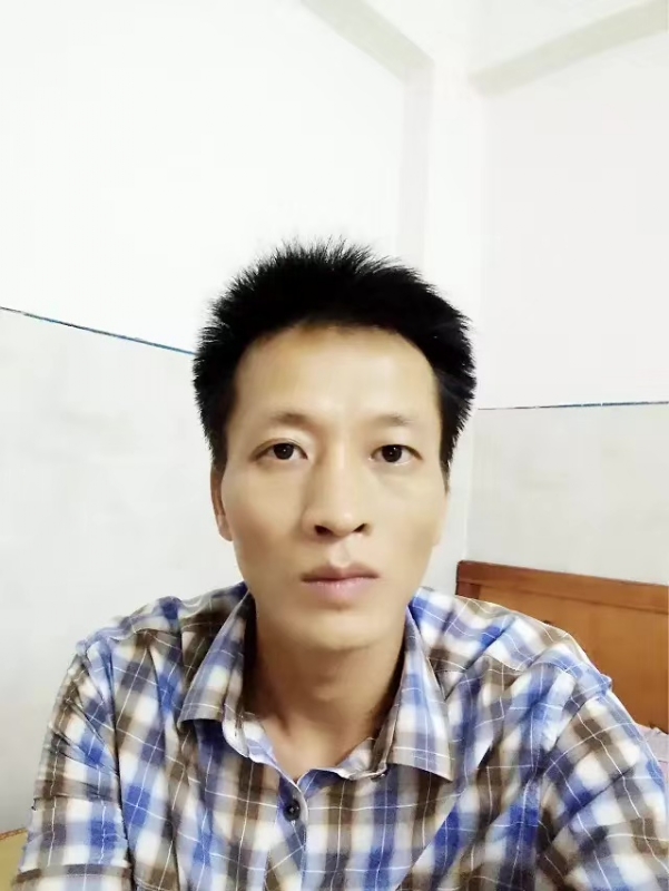 流年未亡的第一张照片--漳州相亲服务中心