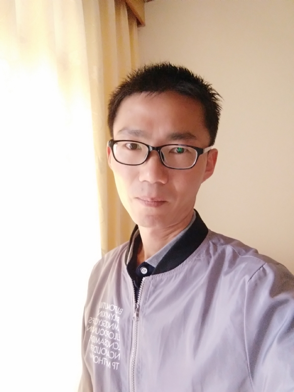 平凡的风的第二张照片--漳州相亲服务中心
