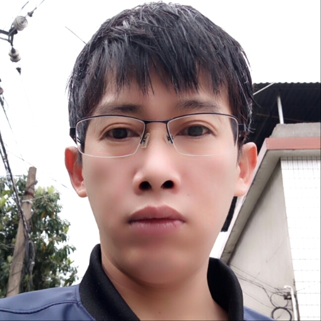 下凡买烟的第一张照片--漳州相亲服务中心