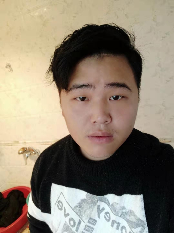 小李的第一张照片--漳州相亲服务中心