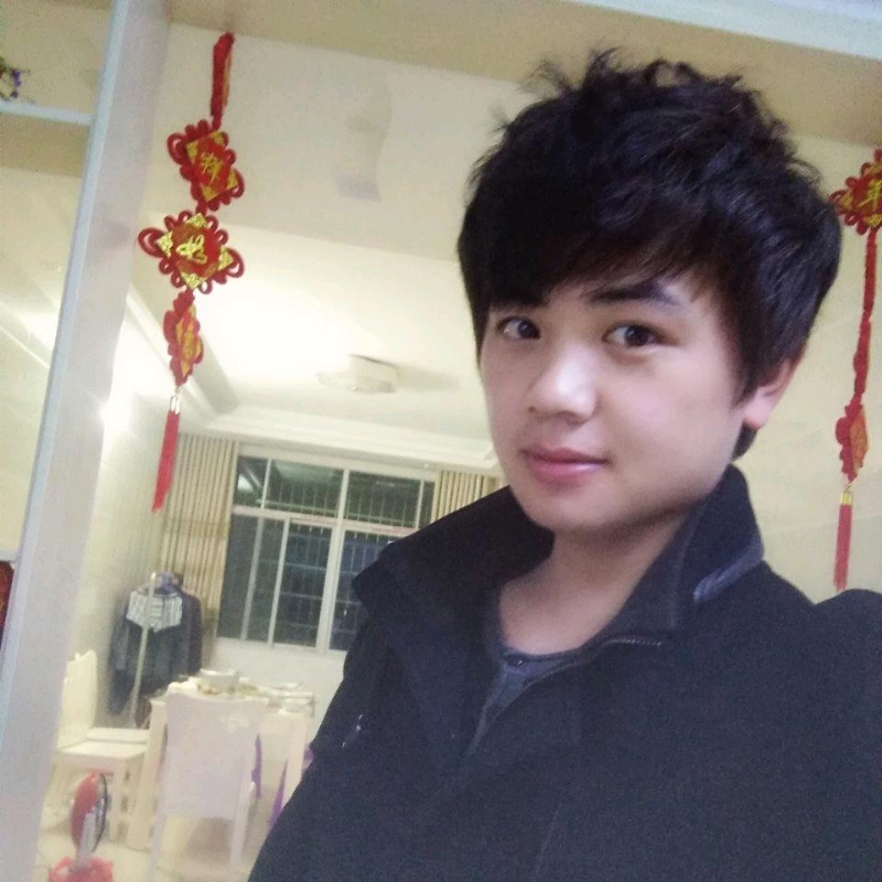 凤凰机器人卡卡老师的第一张照片--漳州相亲服务中心