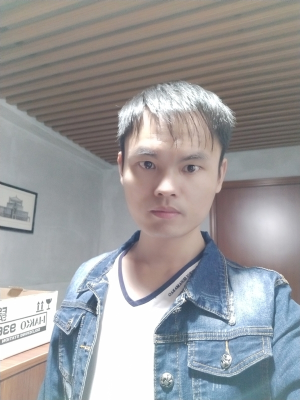 阿信的第一张照片--漳州相亲服务中心