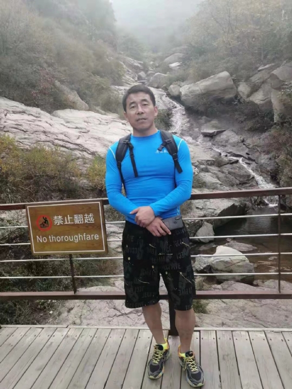 四季阳光的第一张照片--漳州相亲服务中心