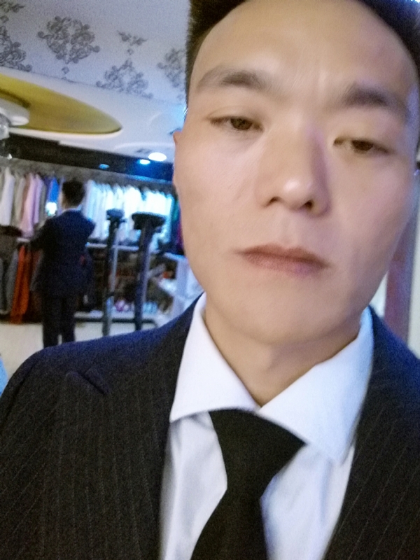 醉酒的蝴蝶的第二张照片--漳州相亲服务中心