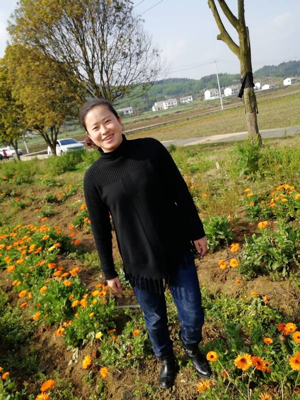 征婚女人的第四张照片--漳州相亲服务中心