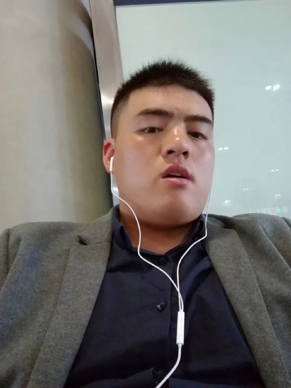 崩沙卡拉卡的第一张照片--漳州相亲服务中心