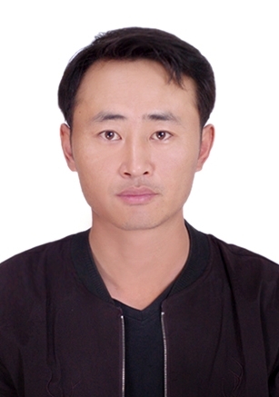 淡漠痕的第二张照片--漳州相亲服务中心